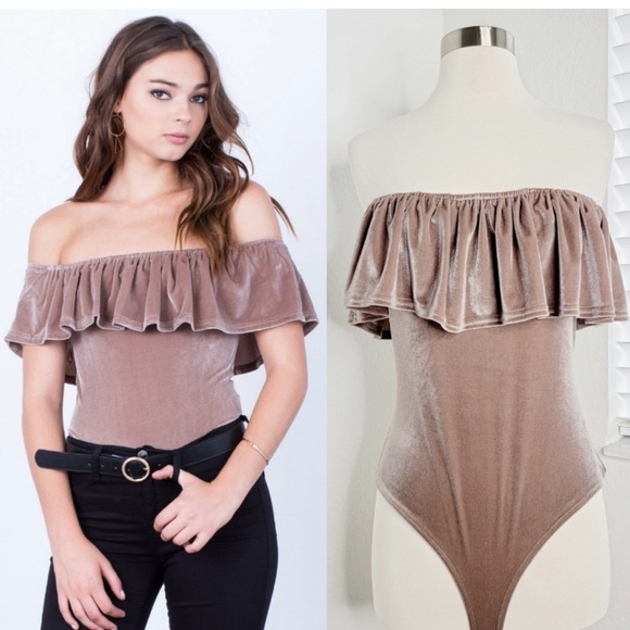 •NUDE• Taupe Off-The-Shoulder Velvet Bodysuit M. - Picture 1 of 8